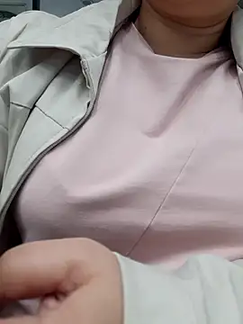 Snapshot of Kimkhaepretty chatting on October 29, 2025, 5:53 am Kimkhaepretty online show from October 29, 2025, 5:53 am