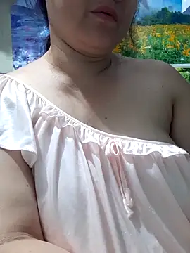 Snapshot of Kimkhaepretty chatting on February 15, 2026, 4:03 pm Kimkhaepretty online show from February 15, 2026, 4:03 pm