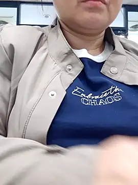 Snapshot of Kimkhaepretty chatting on February 27, 2026, 6:02 am Kimkhaepretty online show from February 27, 2026, 6:02 am