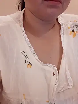 Snapshot of Kimkhaepretty chatting on February 28, 2026, 12:28 pm Kimkhaepretty online show from February 28, 2026, 12:28 pm