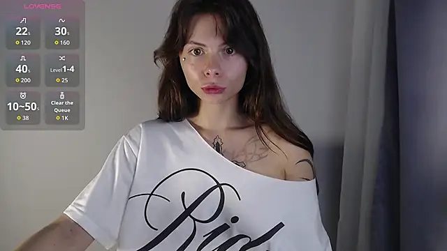 BellaAbey online show from July 24, 2026, 8:18 pm