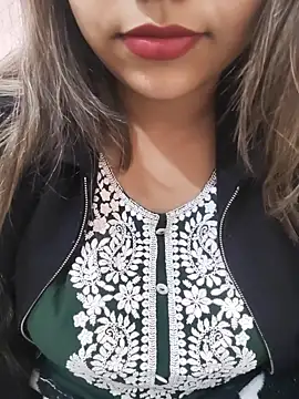 Miss Rose   online show from December 2, 2025, 9:14 am