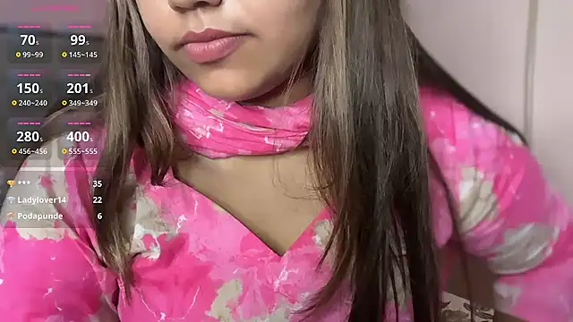 Snapshot of Miss_Rose__ chatting on July 12, 2026, 6:32 pm Miss Rose online show from July 12, 2026, 6:32 pm