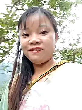 Snapshot of Samyy_xx chatting on October 19, 2025, 1:06 am Samyy xx online show from October 19, 2025, 1:06 am