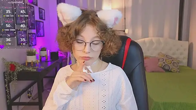 Bubblegum Babe  online show from October 29, 2025, 8:21 pm