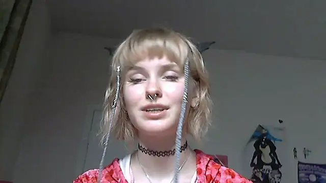 Paradoxy  online show from May 12, 2026, 8:28 pm