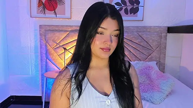 EmmaBlossom online show from March 29, 2026, 12:38 pm