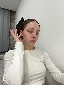 Im Regina online show from December 14, 2025, 3:39 pm