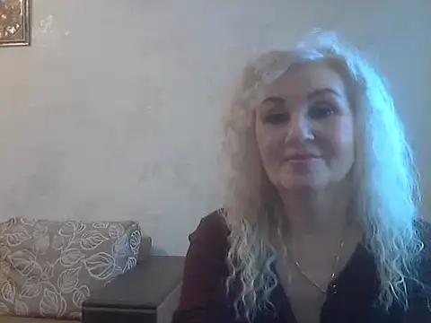 LadySexyBlond online show from April 23, 2026, 1:02 pm