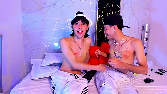 Snapshot of Lovers_21 chatting on September 28, 2025, 8:20 am Lovers 21 online show from September 28, 2025, 8:20 am