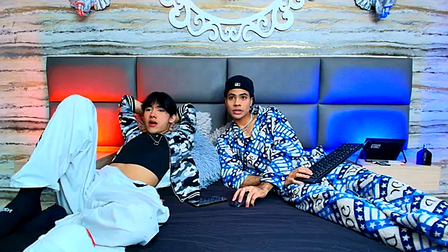 Snapshot of Lovers_21 chatting on September 30, 2025, 7:52 pm Lovers 21 online show from September 30, 2025, 7:52 pm