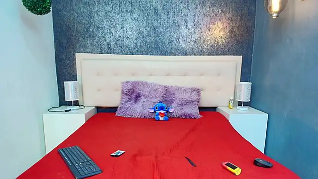 Snapshot of Lovers_21 chatting on October 9, 2025, 8:51 pm Lovers 21 online show from October 9, 2025, 8:51 pm