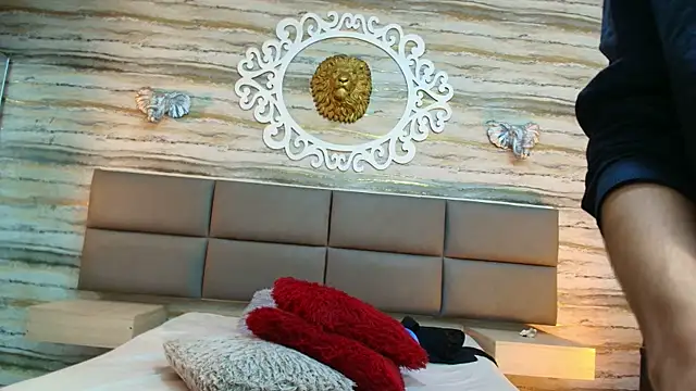 Snapshot of Lovers_21 chatting on October 16, 2025, 9:27 pm Lovers 21 online show from October 16, 2025, 9:27 pm