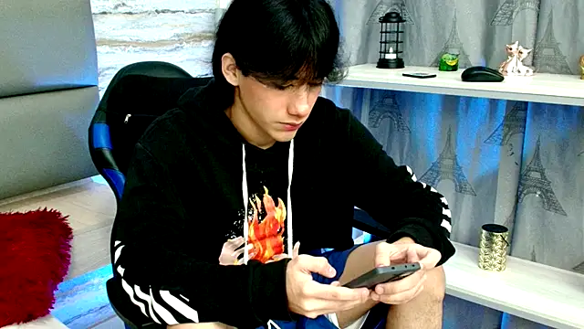 Snapshot of Lovers_21 chatting on November 10, 2025, 3:16 am Lovers 21 online show from November 10, 2025, 3:16 am