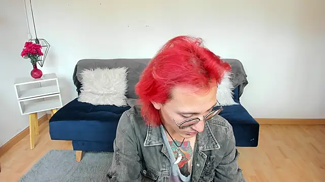 Moon Fox online show from November 14, 2025, 8:07 pm