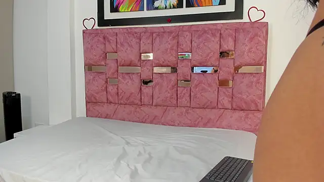 Snapshot of abella_lov chatting on October 20, 2025, 12:27 pm abella lov online show from October 20, 2025, 12:27 pm