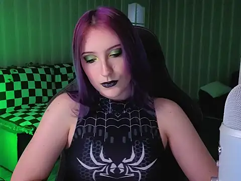 Snapshot of violet-siren-x chatting on July 14, 2026, 10:21 am violet-siren-x online show from July 14, 2026, 10:21 am