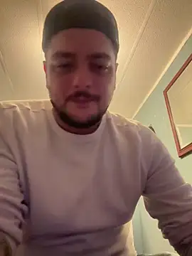 latenightguy online show from June 18, 2026, 9:14 am
