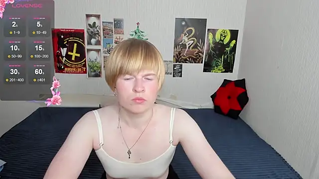 Snapshot of Cattie_w_ chatting on June 2, 2026, 1:07 am Cattie w online show from June 2, 2026, 1:07 am