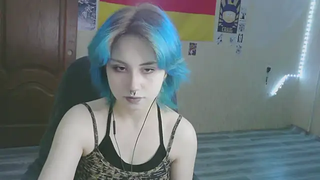 LeisaHopperstad online show from February 2, 2026, 3:11 pm