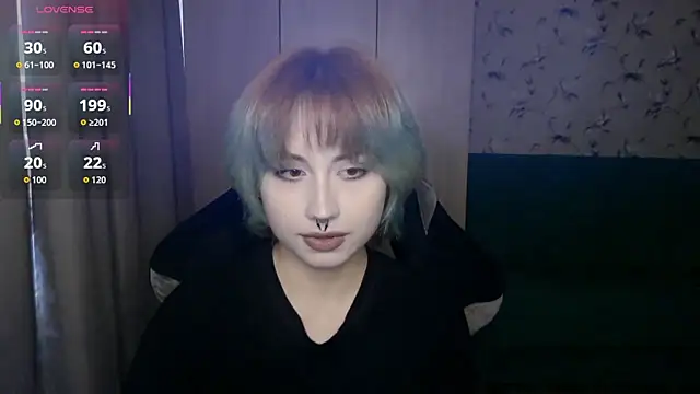 Snapshot of LeisaHopperstad chatting on May 6, 2026, 12:10 pm LeisaHopperstad online show from May 6, 2026, 12:10 pm