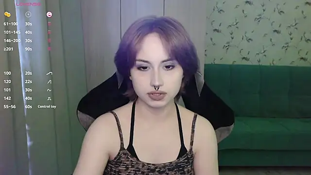 Snapshot of LeisaHopperstad chatting on May 27, 2026, 1:08 pm LeisaHopperstad online show from May 27, 2026, 1:08 pm