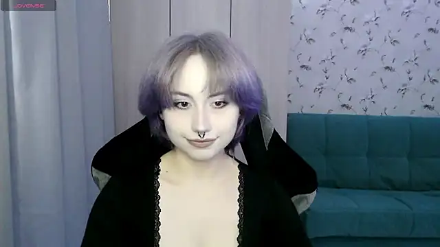 Snapshot of LeisaHopperstad chatting on May 29, 2026, 12:14 pm LeisaHopperstad online show from May 29, 2026, 12:14 pm
