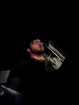 Snapshot of bear8t chatting on October 7, 2025, 7:38 am bear8t online show from October 7, 2025, 7:38 am