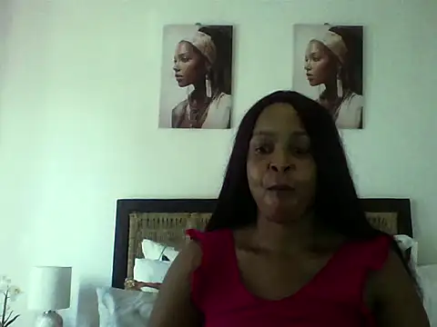 Snapshot of Blacksashaxx chatting on October 19, 2025, 10:49 am Blacksashaxx online show from October 19, 2025, 10:49 am