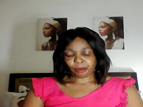 Snapshot of Blacksashaxx chatting on November 28, 2025, 5:26 pm Blacksashaxx online show from November 28, 2025, 5:26 pm