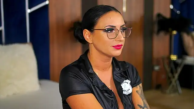 MistyWooods online show from October 10, 2025, 7:57 pm