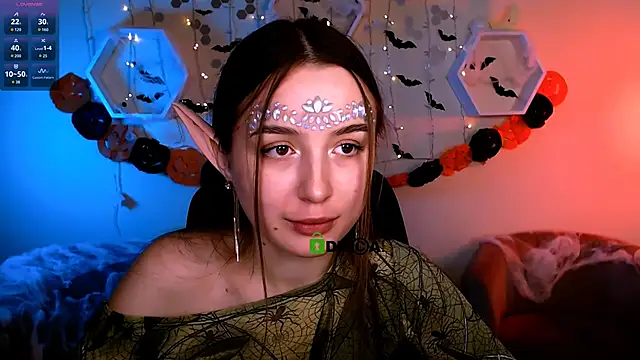 Snapshot of leslie_bird chatting on October 21, 2025, 11:33 am leslie bird online show from October 21, 2025, 11:33 am