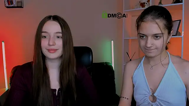 Snapshot of leslie_bird chatting on November 27, 2025, 10:06 am leslie bird online show from November 27, 2025, 10:06 am