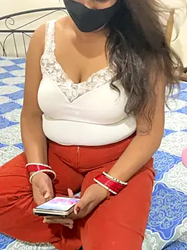 prernasingh2025 online show from January 8, 2026, 7:21 am