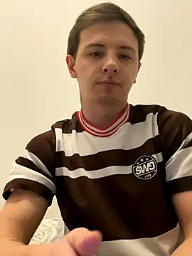 KirilStella online show from November 1, 2025, 7:27 pm