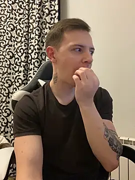 KirilStella online show from January 19, 2026, 4:22 pm