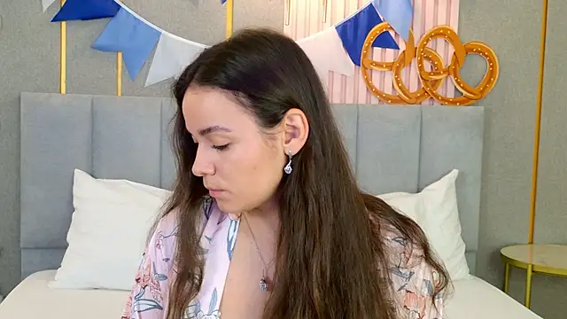 GabiBatista online show from October 5, 2025, 5:06 am