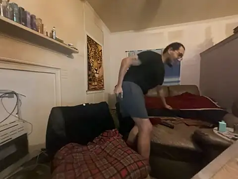 ThrowedWorldWide online show from February 7, 2026, 8:51 am