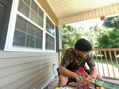 ThrowedWorldWide online show from April 14, 2026, 7:09 pm