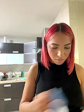 Snapshot of theladymonserrateshow chatting on October 16, 2025, 12:17 pm theladymonserrateshow online show from October 16, 2025, 12:17 pm