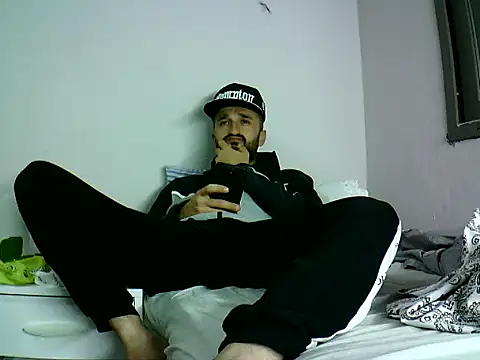 Snapshot of krerem chatting on October 25, 2025, 3:51 pm krerem online show from October 25, 2025, 3:51 pm