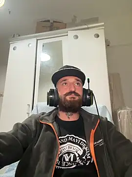 Snapshot of krerem chatting on December 2, 2025, 6:03 pm krerem online show from December 2, 2025, 6:03 pm