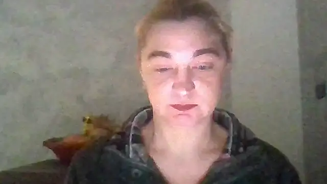 GoldenAngelMilf online show from March 18, 2026, 12:41 pm