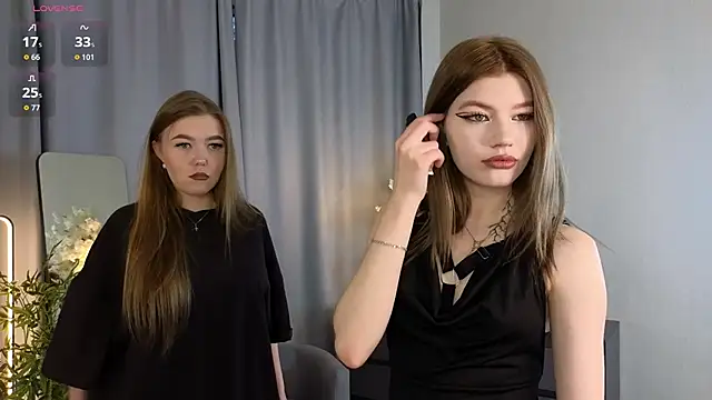 Snapshot of TwixieGuo chatting on November 14, 2025, 10:36 am TwixieGuo online show from November 14, 2025, 10:36 am