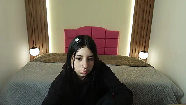 GabySweett  online show from April 29, 2026, 8:26 pm