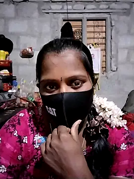 Snapshot of Tamil_Hot_Sandy chatting on February 7, 2026, 5:38 pm Tamil Hot Sandy online show from February 7, 2026, 5:38 pm