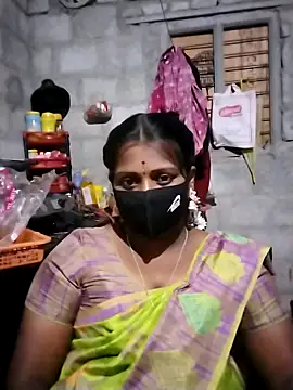 Snapshot of Tamil_Hot_Sandy chatting on February 8, 2026, 4:54 pm Tamil Hot Sandy online show from February 8, 2026, 4:54 pm