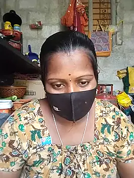 Snapshot of Tamil_Hot_Sandy chatting on February 16, 2026, 6:09 am Tamil Hot Sandy online show from February 16, 2026, 6:09 am