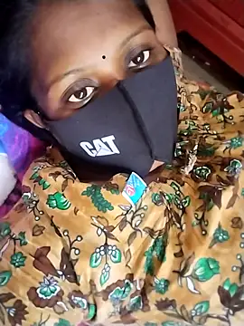 Snapshot of Tamil_Hot_Sandy chatting on February 28, 2026, 7:20 am Tamil Hot Sandy online show from February 28, 2026, 7:20 am