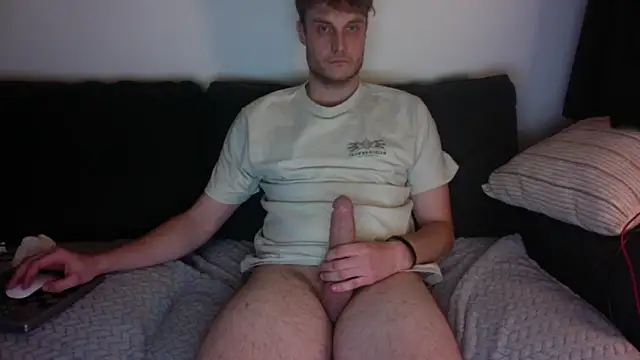 bangzrr3 online show from October 12, 2025, 4:39 pm